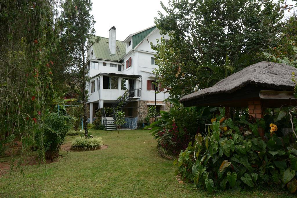 Hotel Chez Jeanne Tananarive Extérieur photo